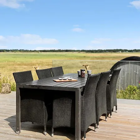 Beautiful In With Kitchen Holiday home *